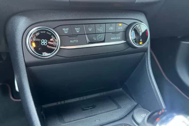 Ford Fiesta (2021) thumbnail 26