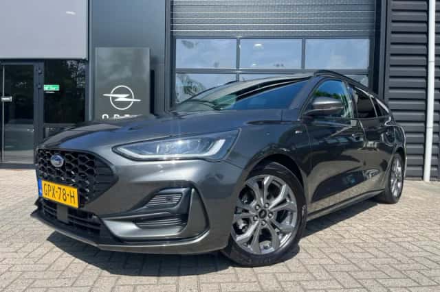 Ford Focus (2024) thumbnail 1