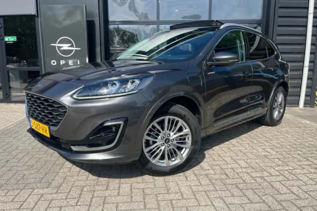 Ford Kuga (2023) thumbnail 1