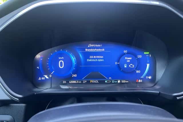 Ford Kuga (2023) thumbnail 17