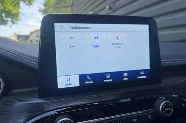 Ford Kuga (2023) thumbnail 23