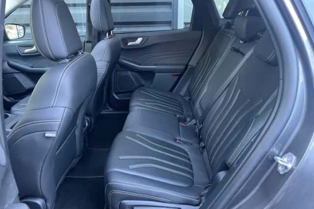Ford Kuga (2023) thumbnail 32