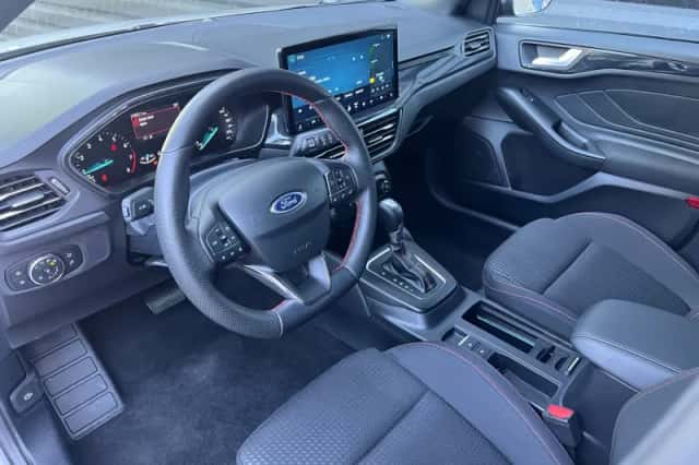 Ford Focus (2024) thumbnail 6