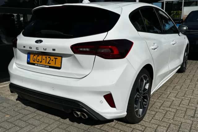 Ford Focus (2024) thumbnail 6