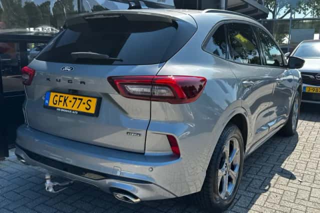Ford Kuga (2024) thumbnail 6