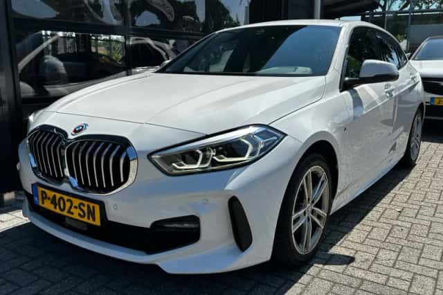 BMW 1-Serie (2022) thumbnail 2