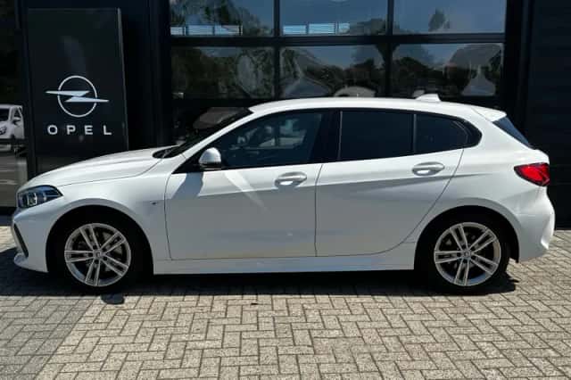 BMW 1-Serie (2022) thumbnail 3