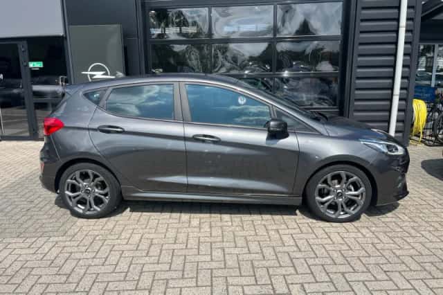 Ford Fiesta (2020) thumbnail 3