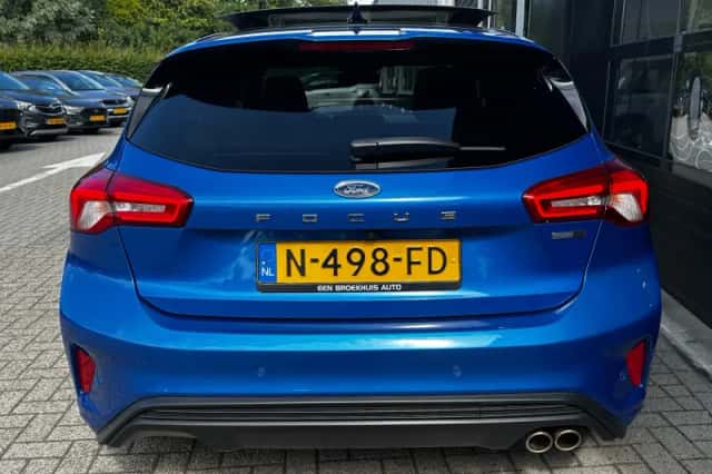 Ford Focus (2021) thumbnail 5