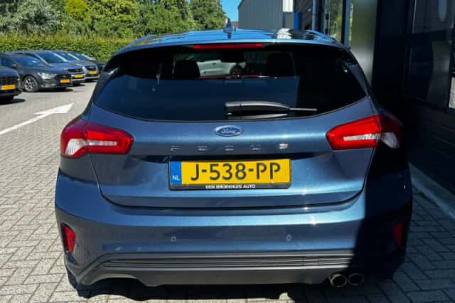 Ford Focus (2020) thumbnail 5