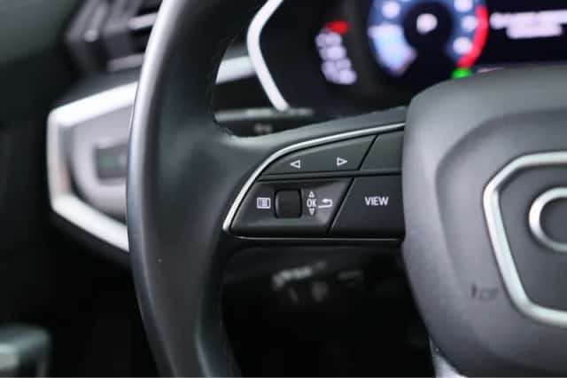 Audi Q3 (2020) thumbnail 18