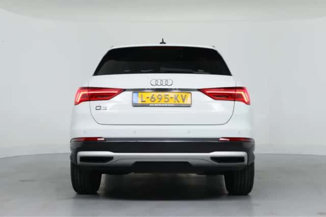 Audi Q3 (2020) thumbnail 22