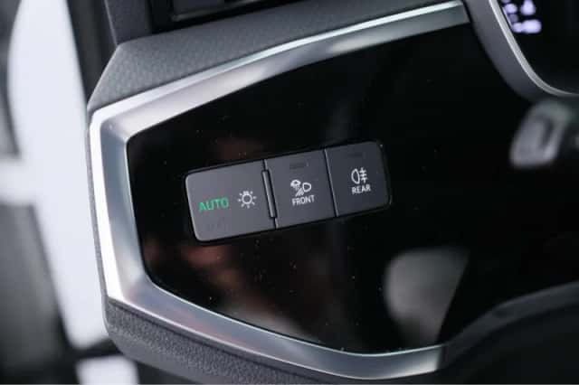 Audi Q3 (2020) thumbnail 33