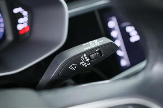 Audi Q3 (2020) thumbnail 37