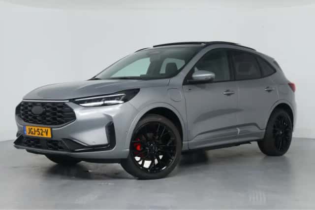 Ford Kuga (2025) thumbnail 1