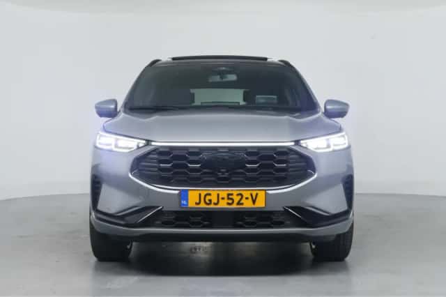 Ford Kuga (2025) thumbnail 2