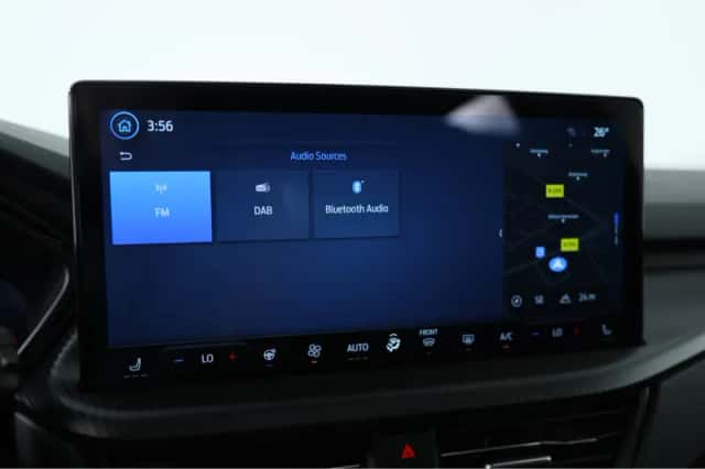 Ford Kuga (2025) thumbnail 43