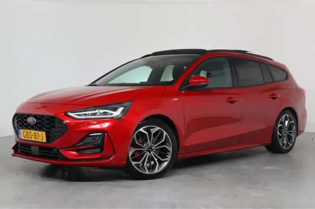 Ford Focus (2024) thumbnail 1