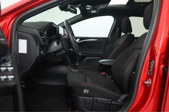 Ford Focus (2024) thumbnail 21