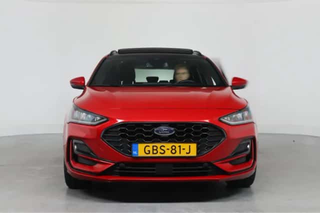 Ford Focus (2024) thumbnail 4