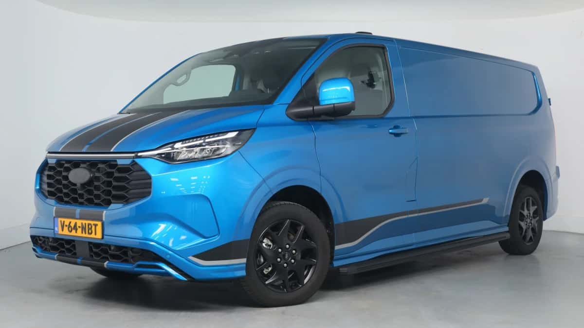 Ford Transit Custom (2025) — foto 1