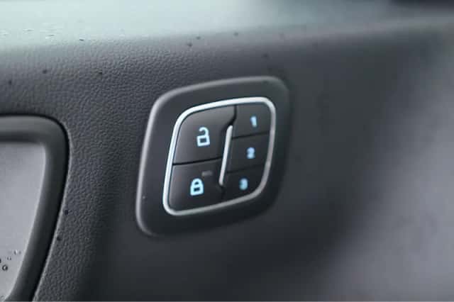 Ford Kuga (2026) thumbnail 31
