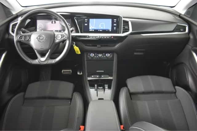 Opel Grandland (2024) thumbnail 4