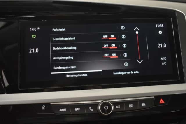 Opel Grandland (2024) thumbnail 38