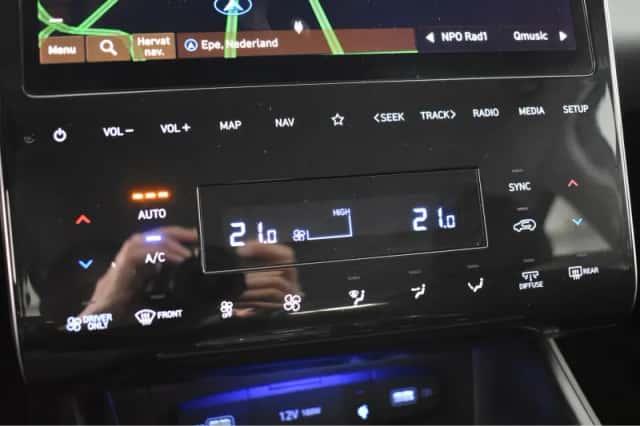 Hyundai Tucson (2023) thumbnail 16