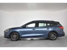 Ford Focus (2019) thumbnail 2