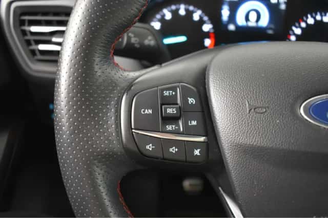 Ford Focus (2019) thumbnail 16