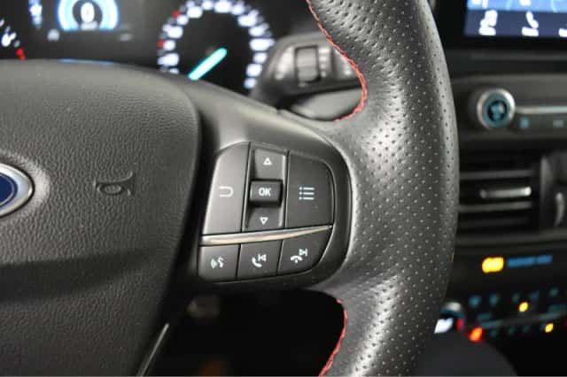 Ford Focus (2019) thumbnail 17
