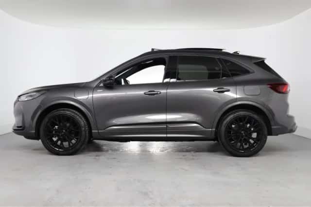 Ford Kuga (2026) thumbnail 2