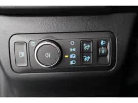 Ford Kuga (2026) thumbnail 25