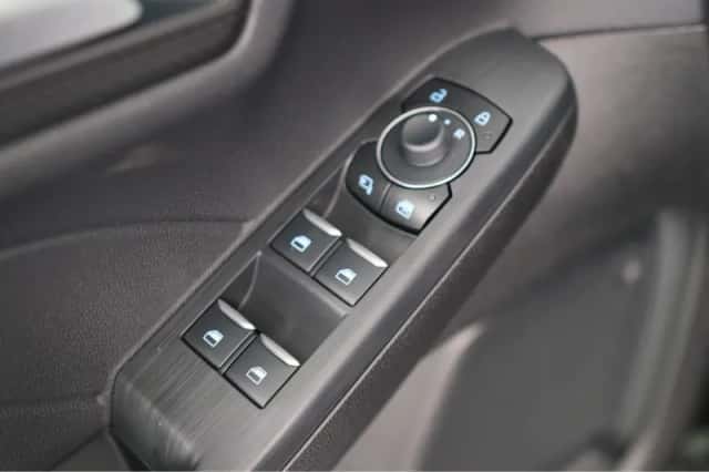 Ford Kuga (2026) thumbnail 25
