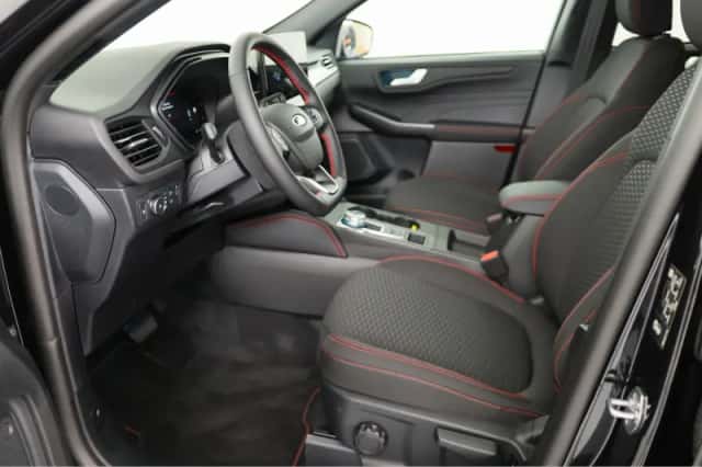 Ford Kuga (2026) thumbnail 5