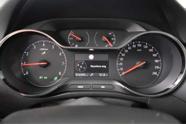 Opel Crossland (2024) thumbnail 11