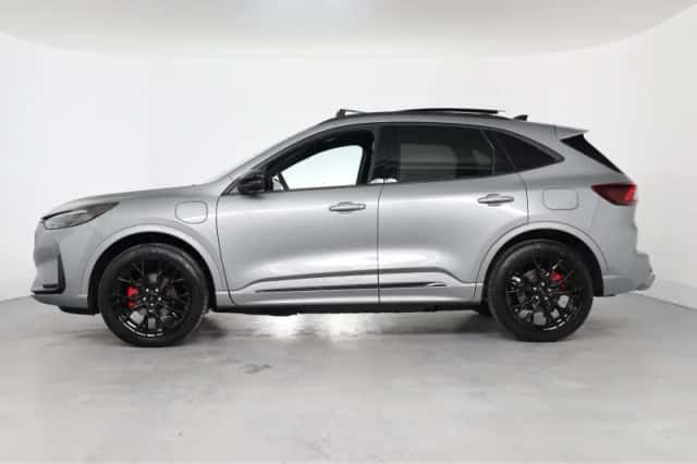 Ford Kuga (2026) thumbnail 2