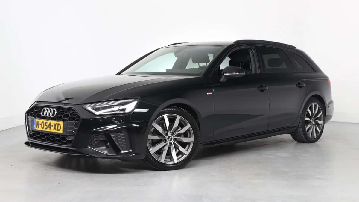 Audi A4 (2022) — foto 1