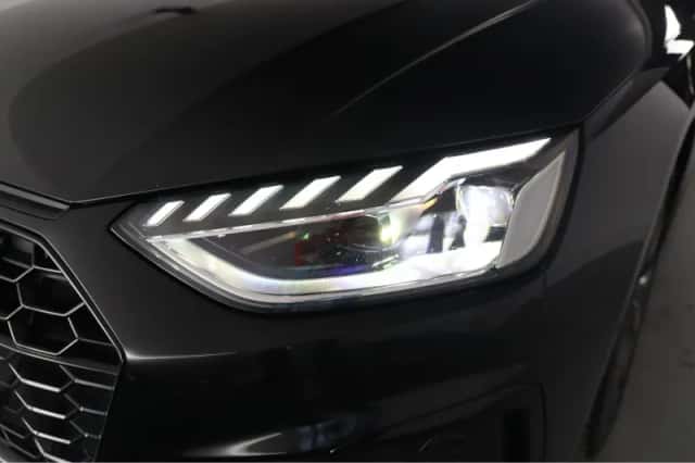 Audi A4 (2022) thumbnail 24