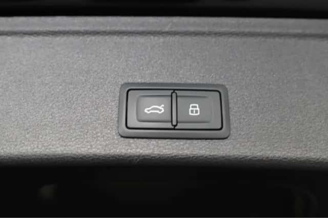 Audi A4 (2022) thumbnail 26