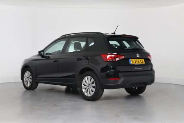 SEAT Arona (2021) thumbnail 3
