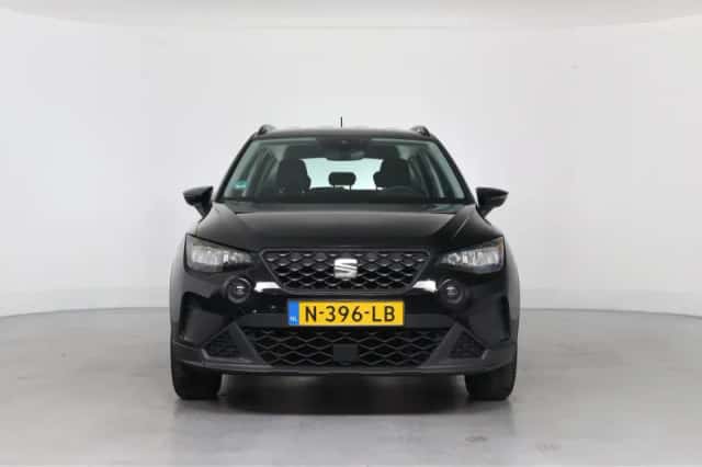 SEAT Arona (2021) thumbnail 4