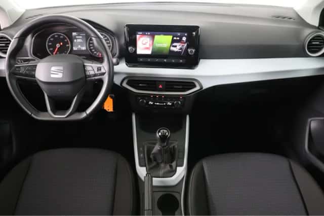 SEAT Arona (2021) thumbnail 5