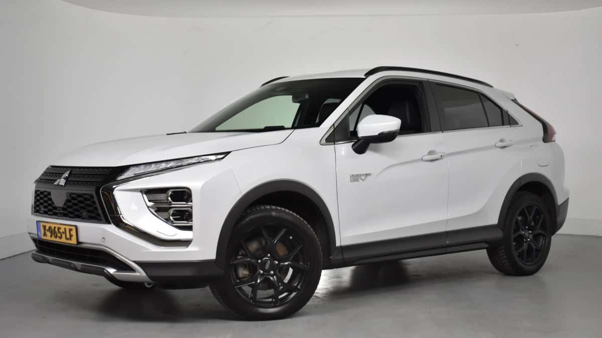 Mitsubishi Eclipse Cross (2022) — foto 1