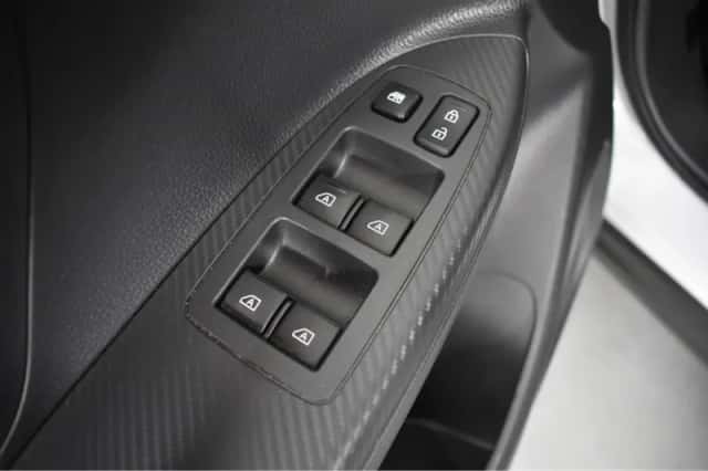 Mitsubishi Eclipse Cross (2022) thumbnail 22