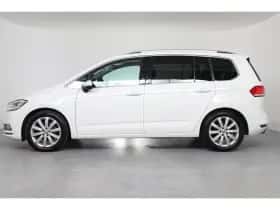 Volkswagen Touran (2018) thumbnail 2
