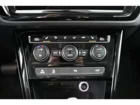 Volkswagen Touran (2018) thumbnail 17