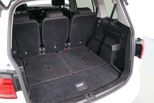 Volkswagen Touran (2018) thumbnail 25