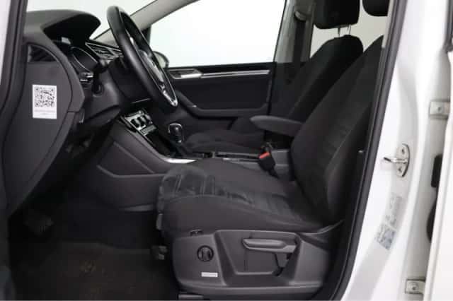 Volkswagen Touran (2018) thumbnail 32